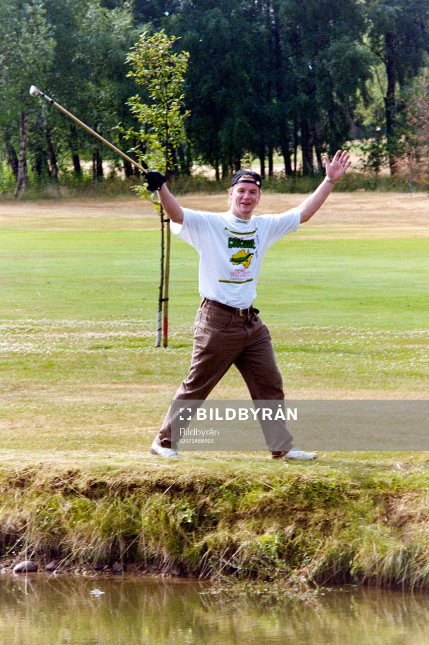 Tomas Forslund spelar golf i Halmstad