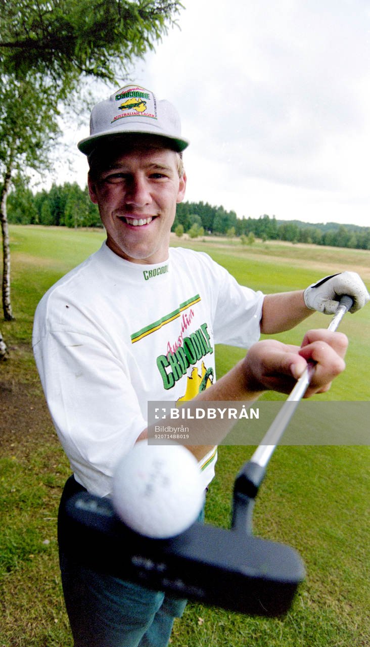 Pär Djoos spelar golf i Halmstad