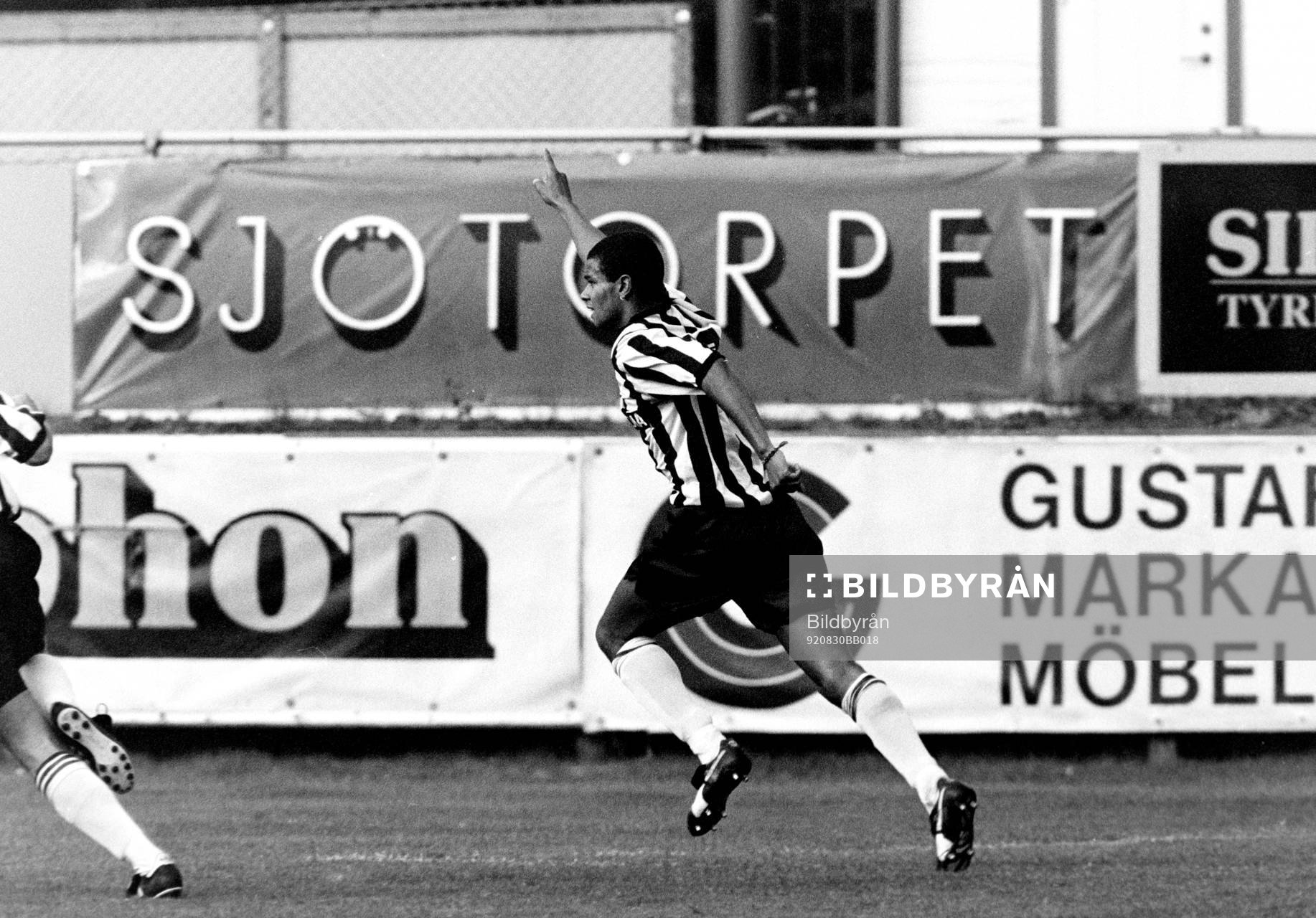 Issa Manglind, Landskrona jublar