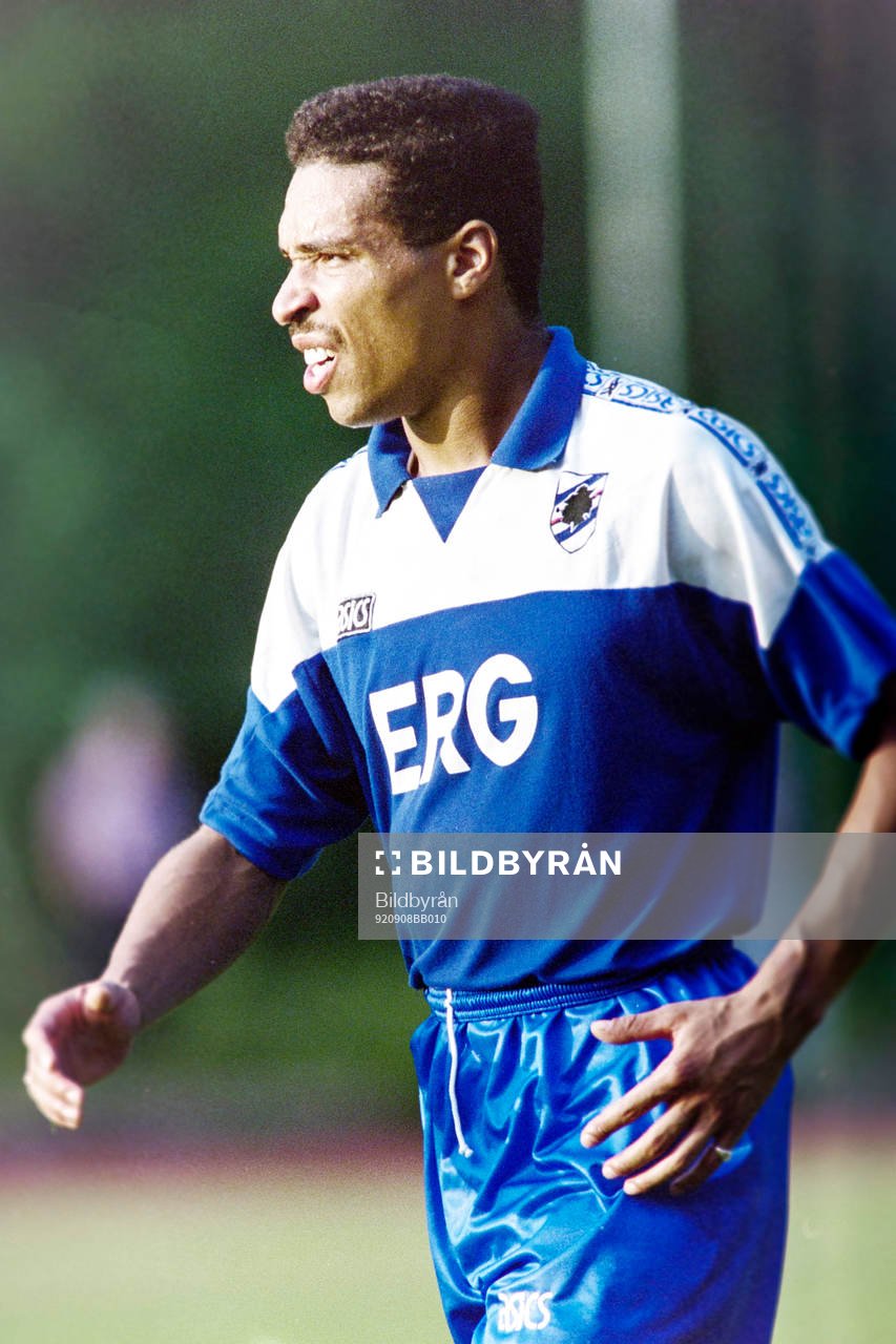 Des Walker, Sampdoria
