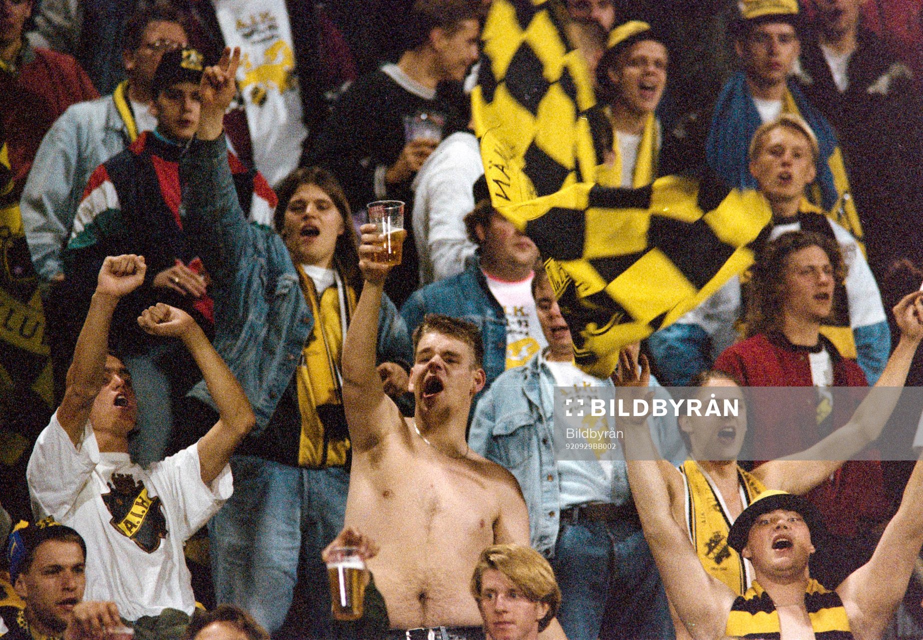 AIK fans på läktaren
