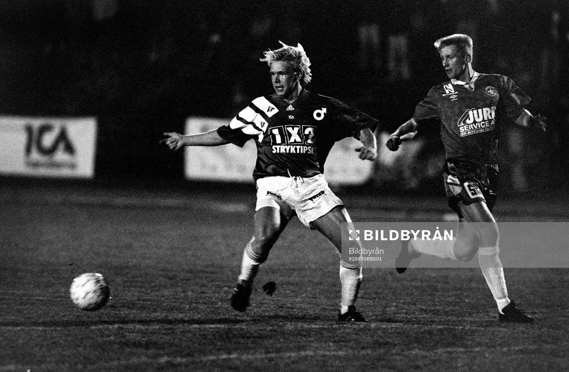 Fotboll, Höstettan, Östra Spårvägen - Degerfors, 1-2: Ulf Ottosson, Degerfors.