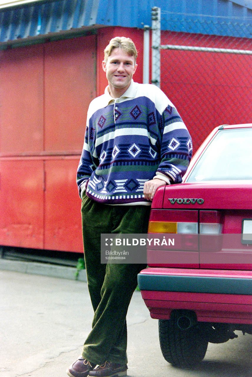 Jan Eriksson vid sin bil