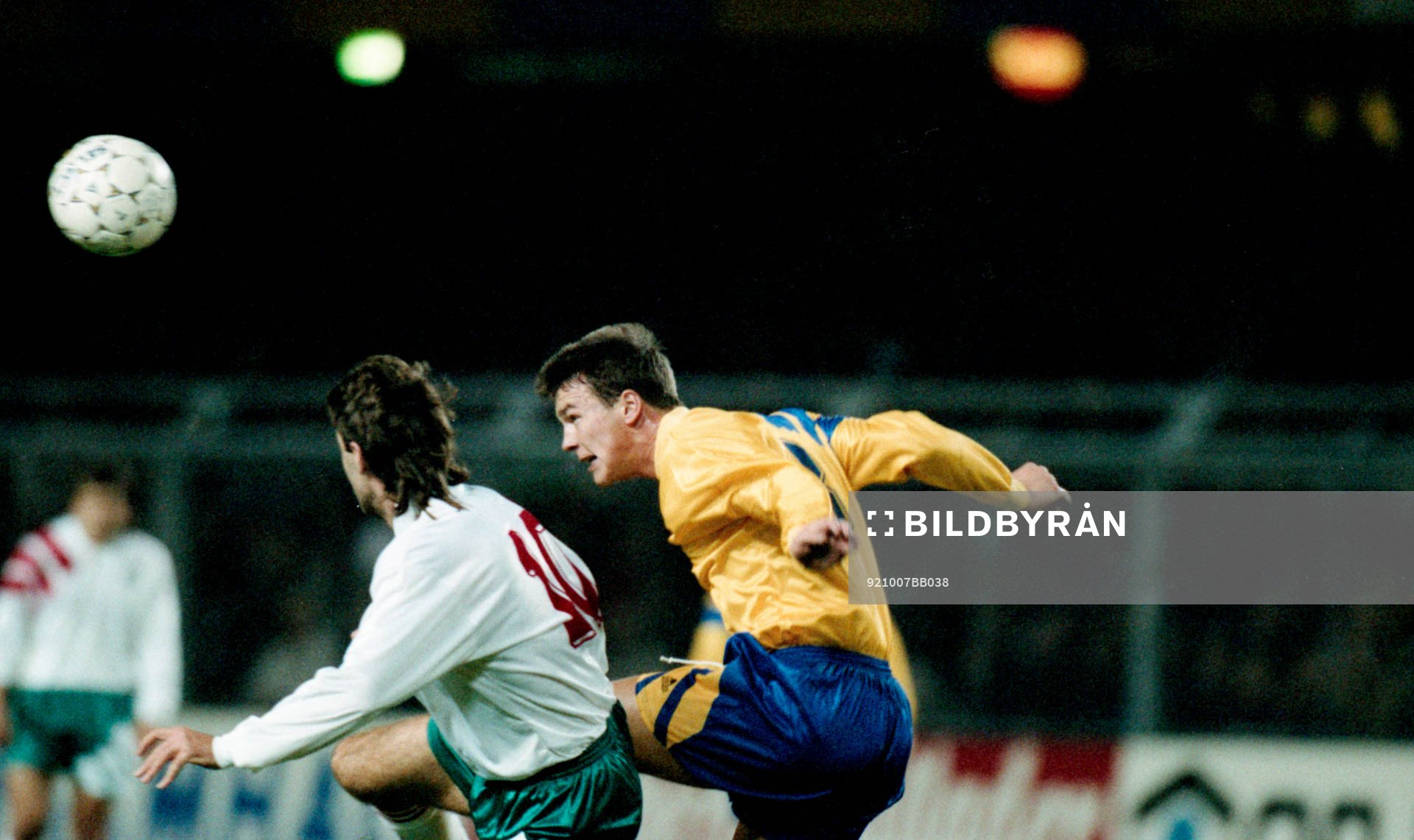 Patrik Andersson vinner en nickduell