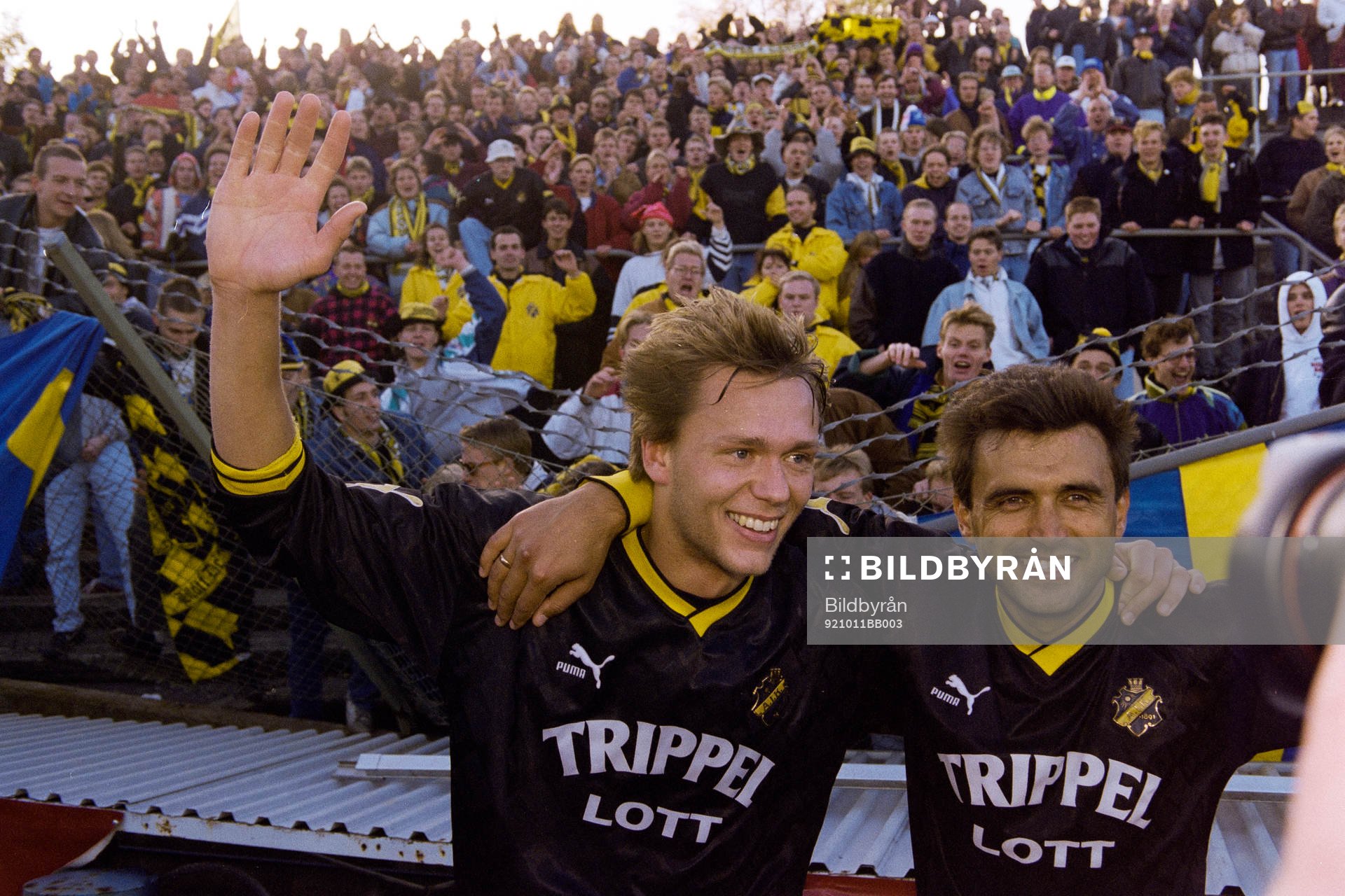  Krister Nordin och Vadim Jevtusjenko, AIK jublar efetr segern.
