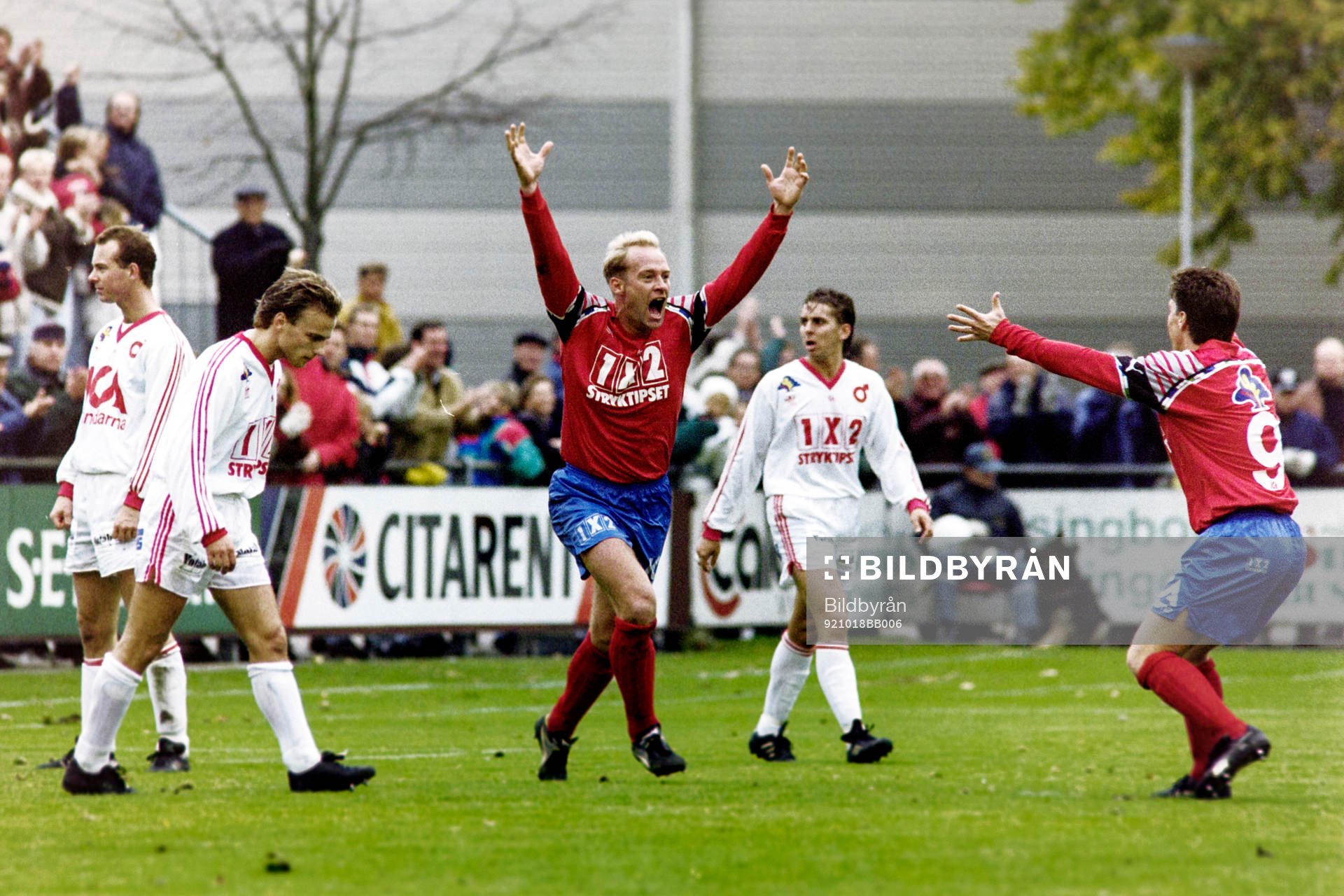 Fotboll, Kval till Allsvenskan, Helsingborg - Degerfors, 3-3: Mats Magnusson, Helsingborg jublar efter mål.