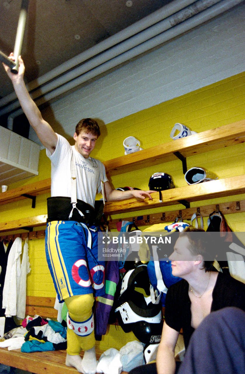 Mikael Renberg, Sverige