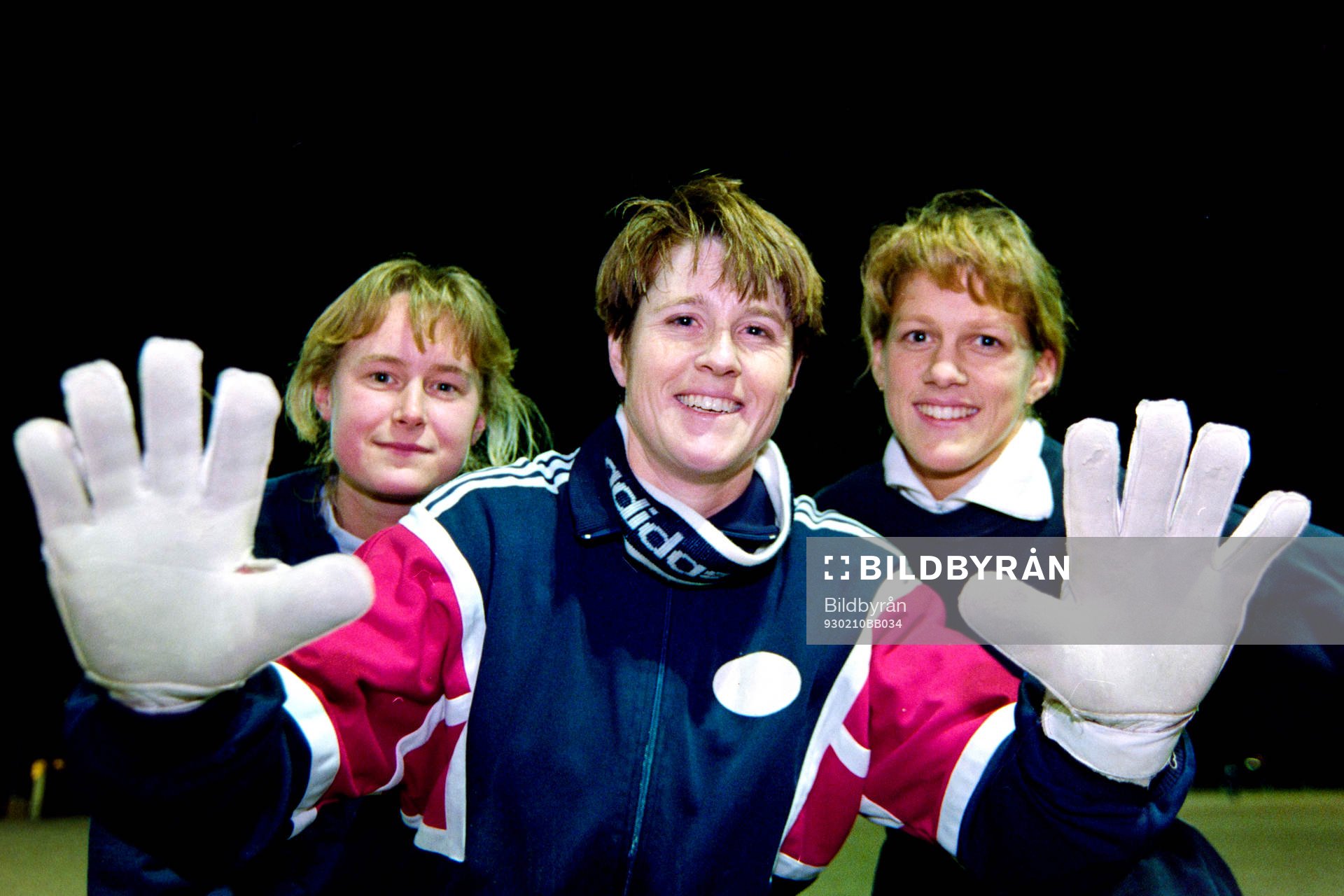 Fr. v Malin Allberg, Mary Harvey, målvakt och Malin