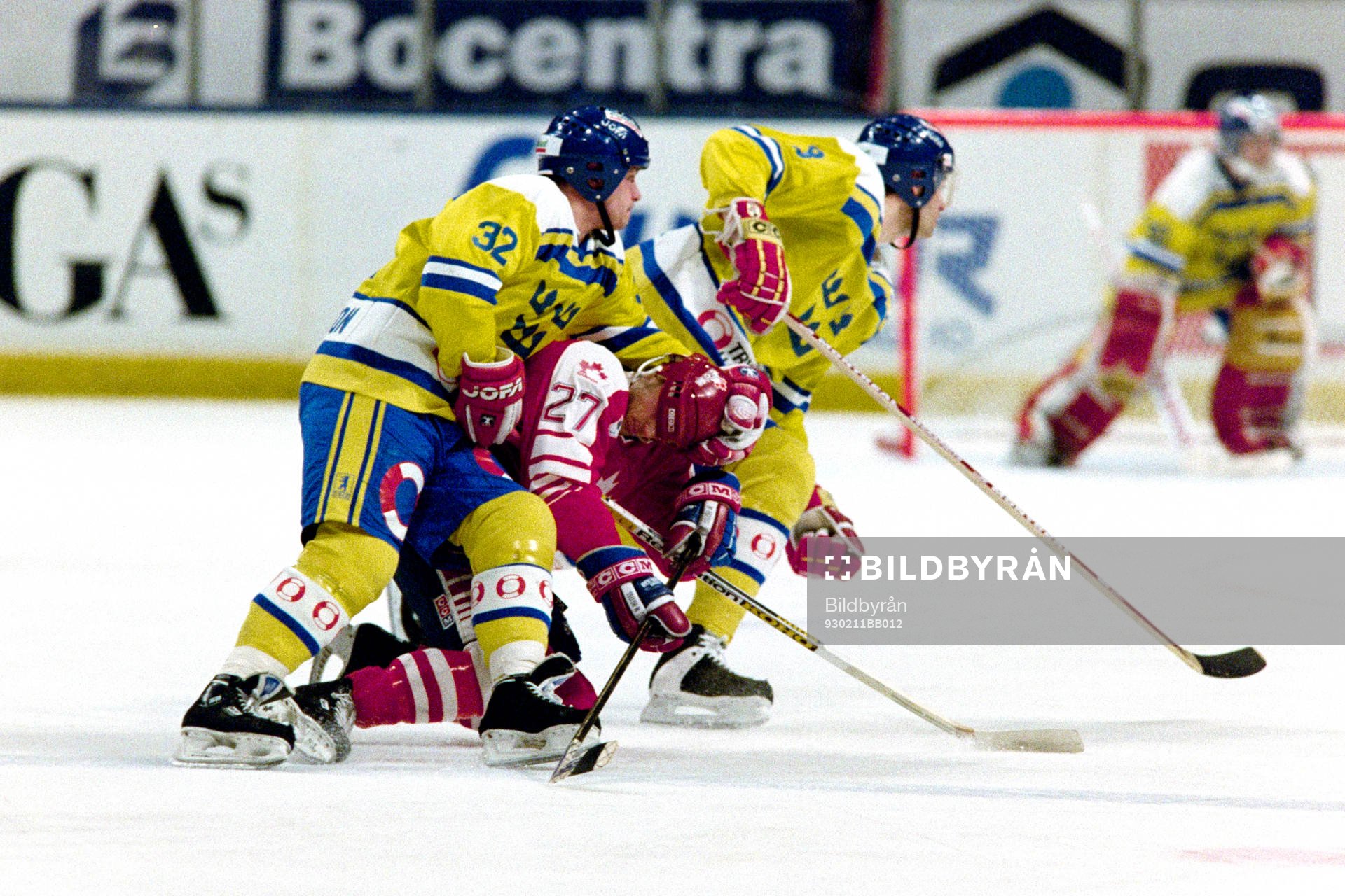 Stefan Larsson, Sverige kör över canadas Mark Bassen