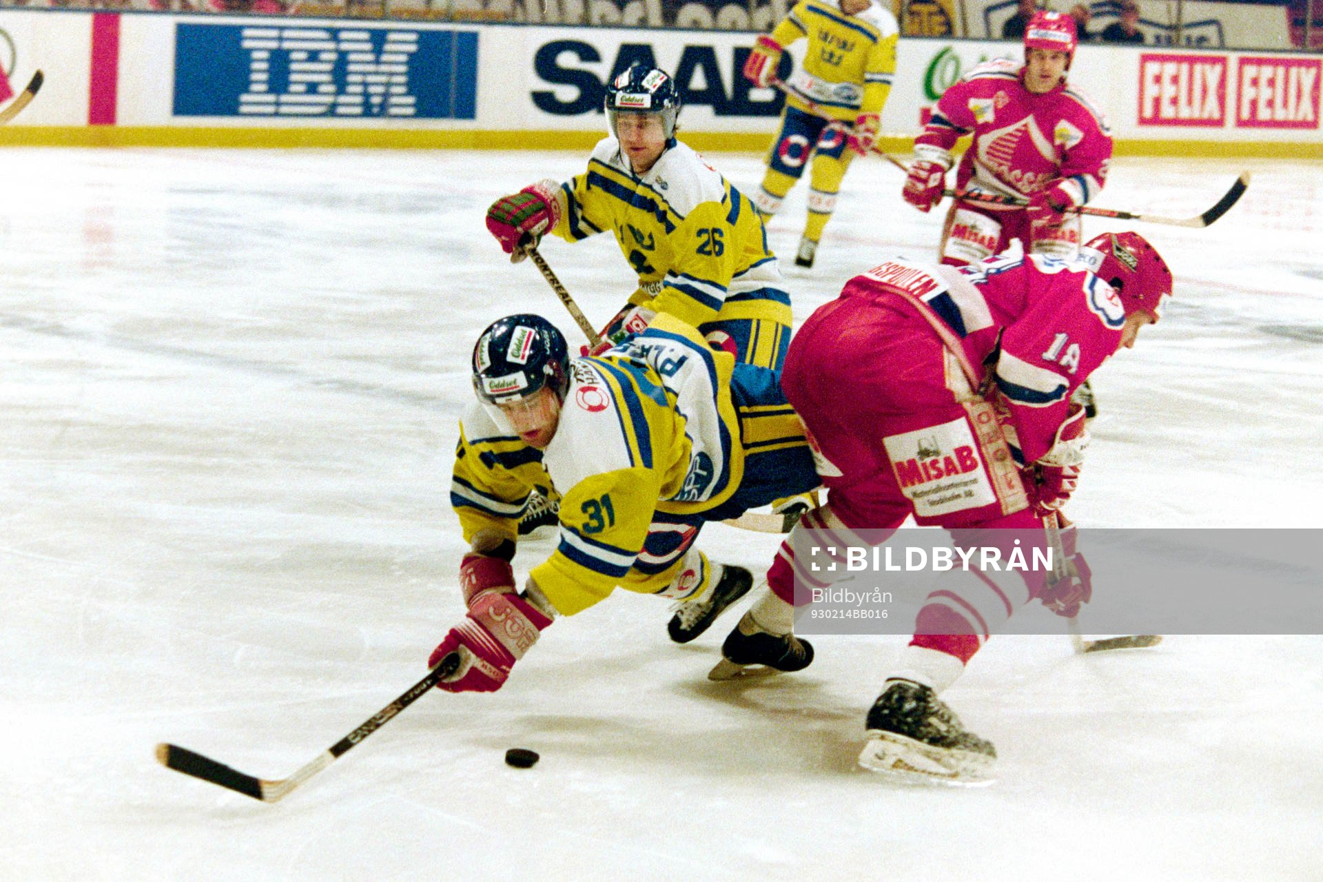 Peter Larsson, Sverige