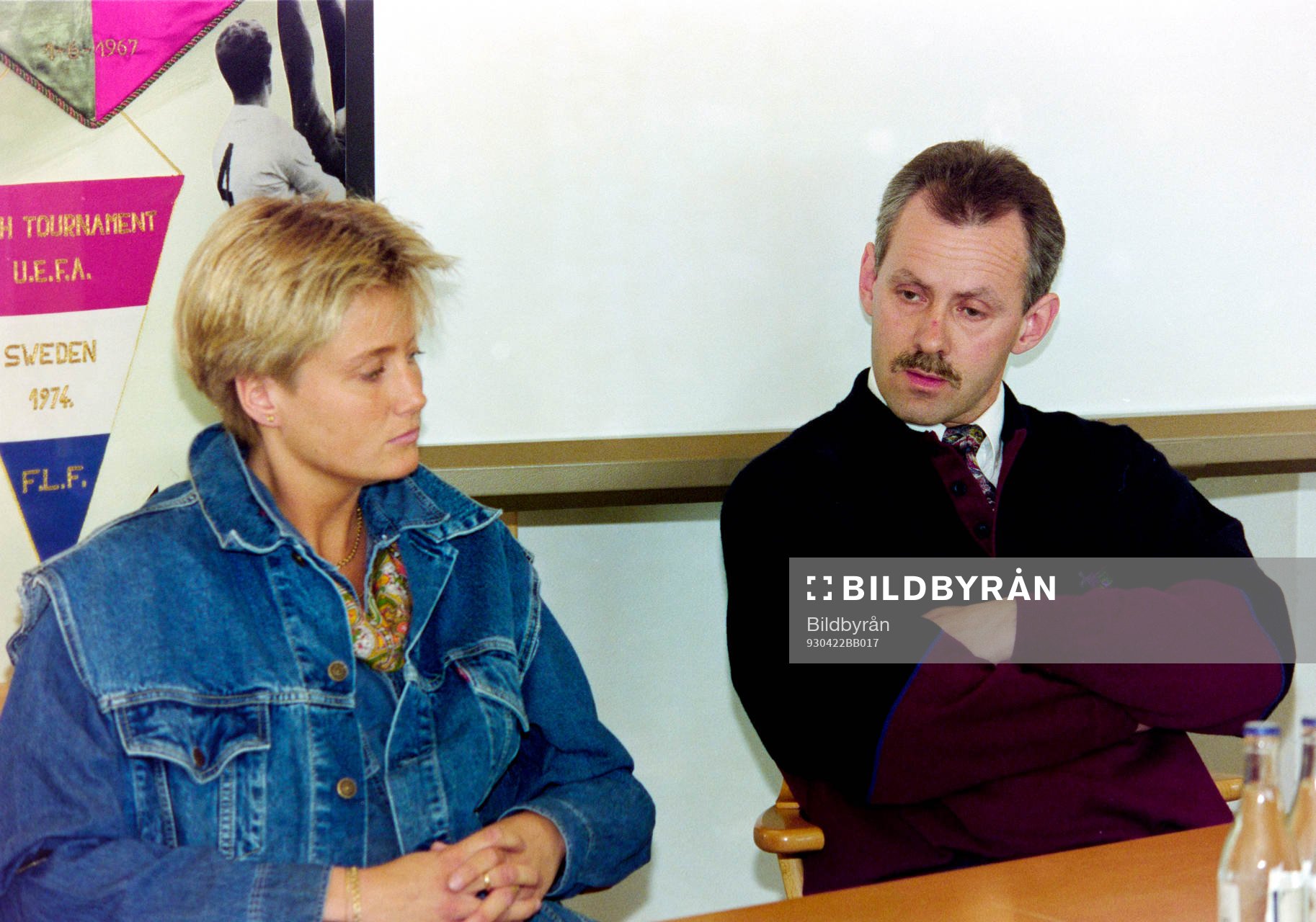 Fotboll, Damallsvenskan, Upptaktsträff: Ulrika Kristoffersson och Inge Larsson, tränare, Öxabäck. 