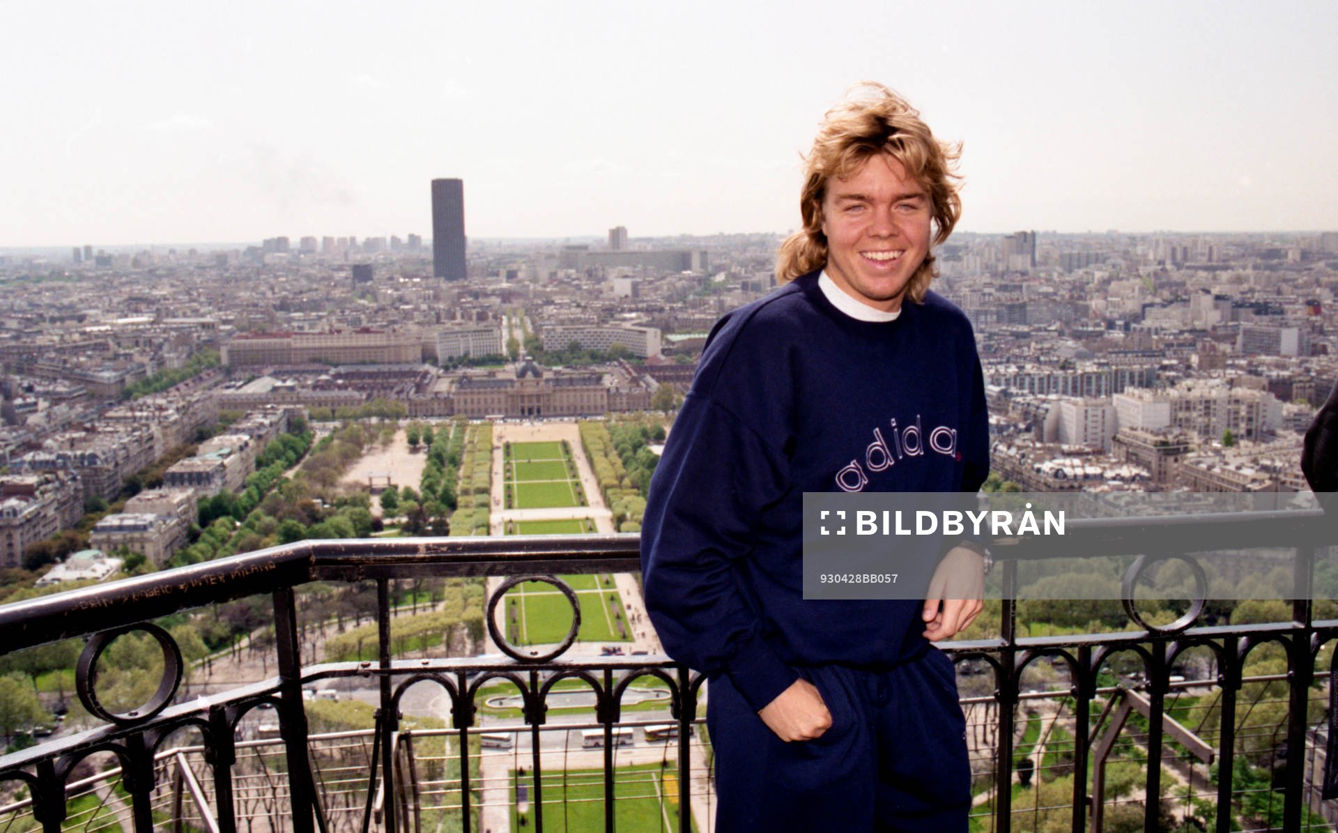 Tomas Brolin besöker Eiffeltornet