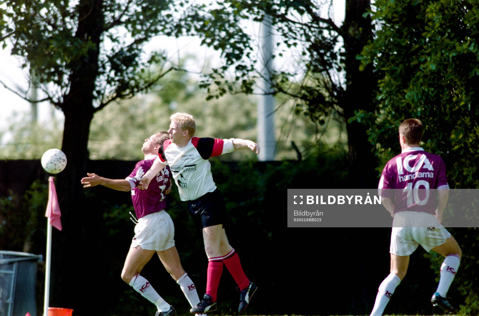 Dan Corneliusson, Qviding med bollen