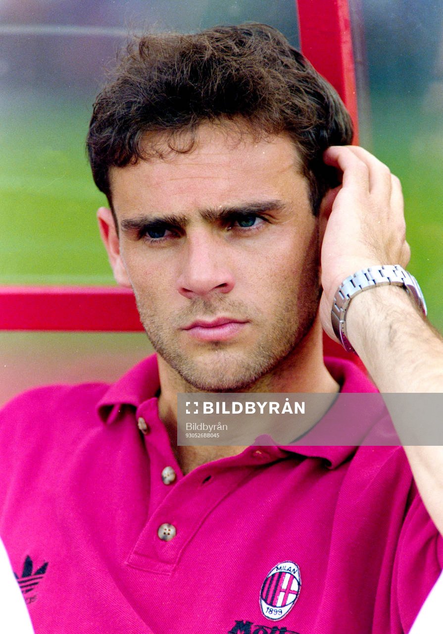 Fotboll, Champions League, Final, Olympique Marseille - Milan, 1-0: Simone, Milan