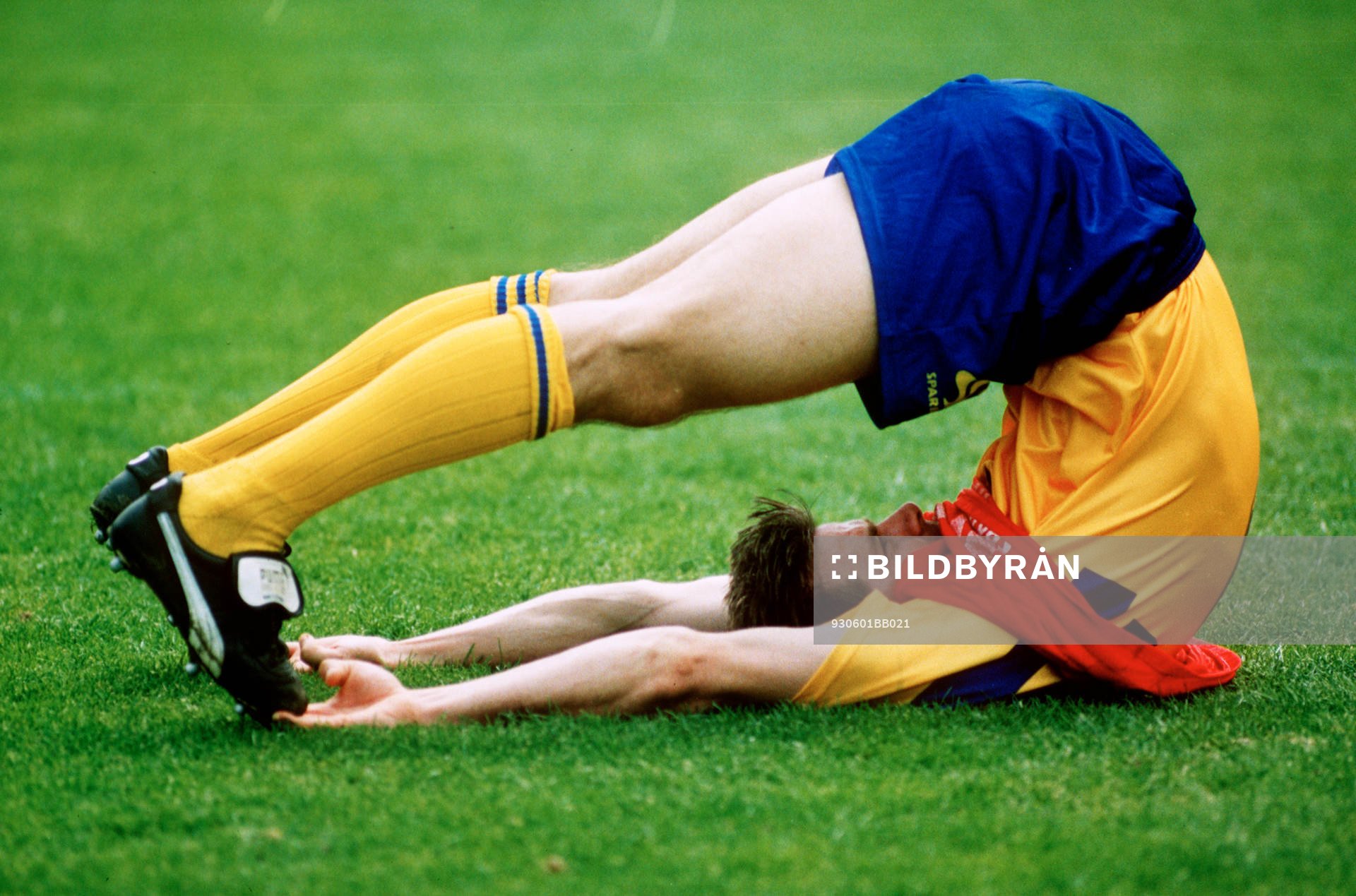 Fotboll, Roland Nilsson, Sverige, stretch, stretching