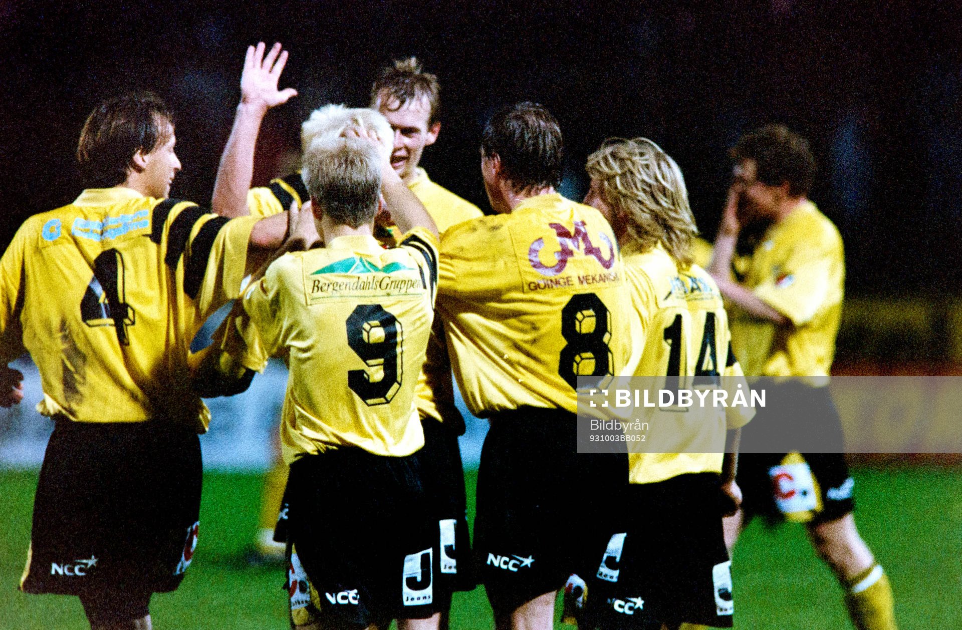 Fotboll, Div 1 Södra, Gais - IFK Hässleholm, 0-4: Jubel i Hässleholm efter segern.
