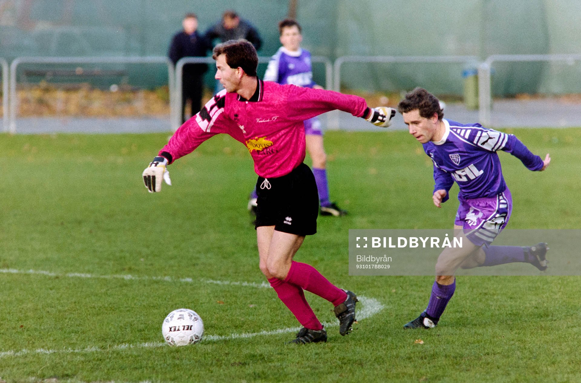 Fotboll, Div 1 Norra, Vasalund - Ope, 0-0: Thomas Bergman, Vasalund.