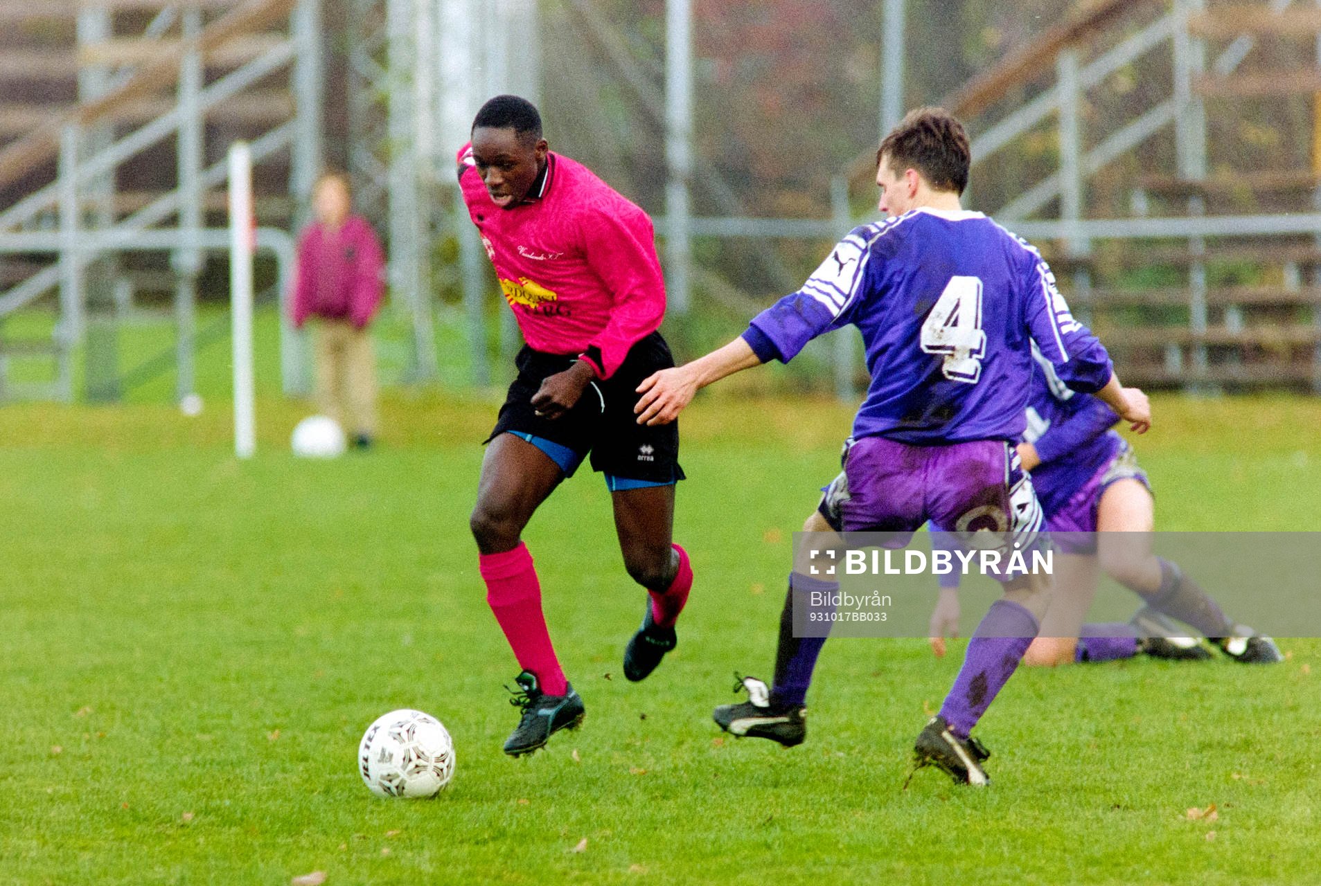 Moses Nsubuga, Vasalund tar sig förbi opes Johan Svedberg