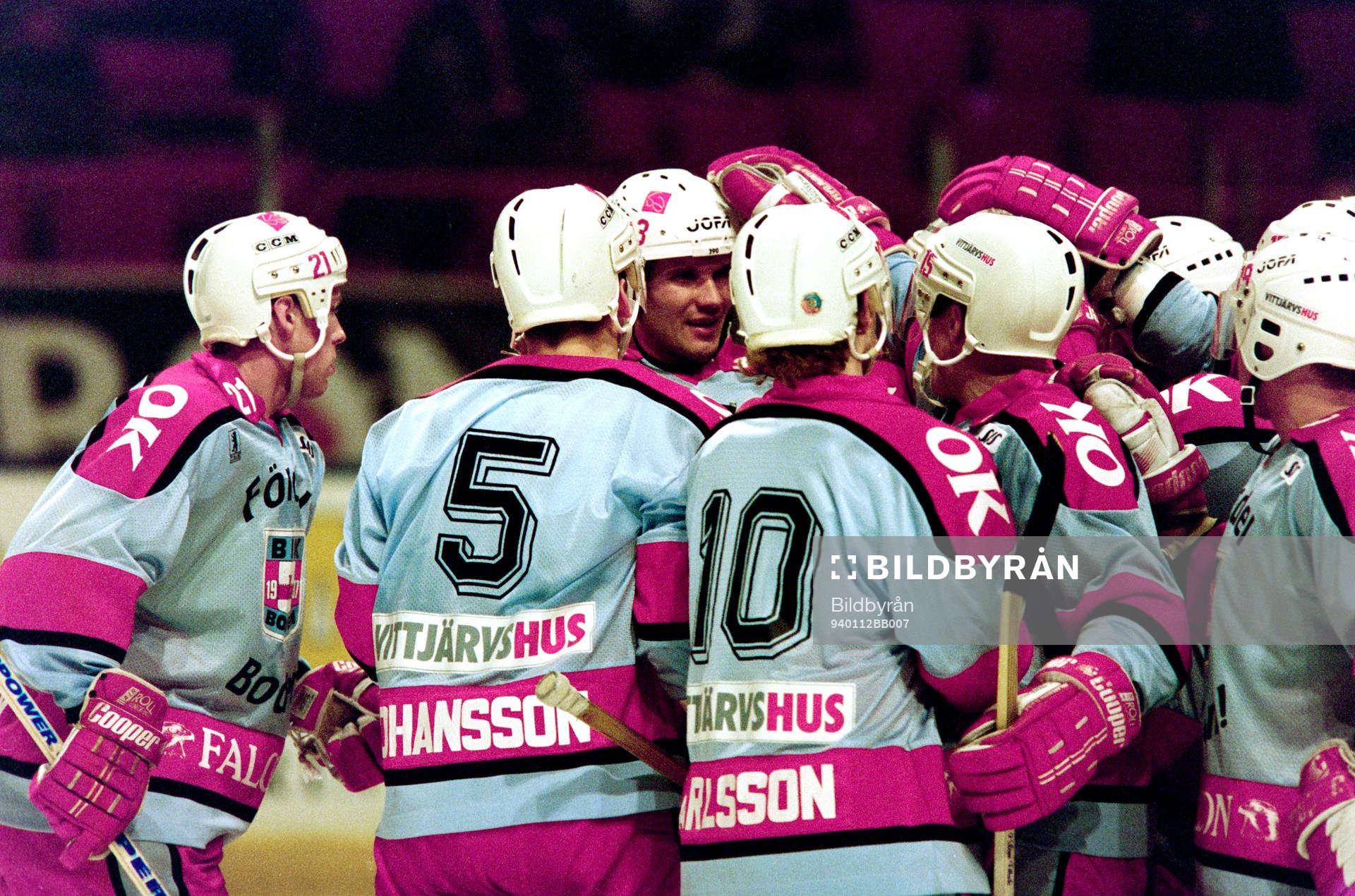 Mikael Lindholm (21), Peter Johansson (5), Igor Matusjkin
