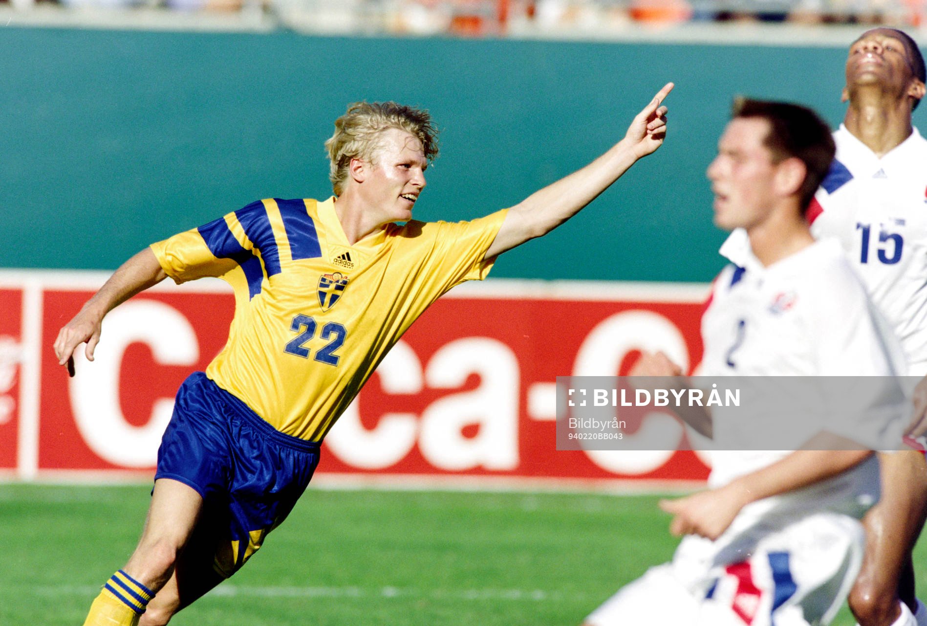 Fotboll, USA  - Sverige, 1-3: Mats Lilienberg, Sverige jublar efter mål.