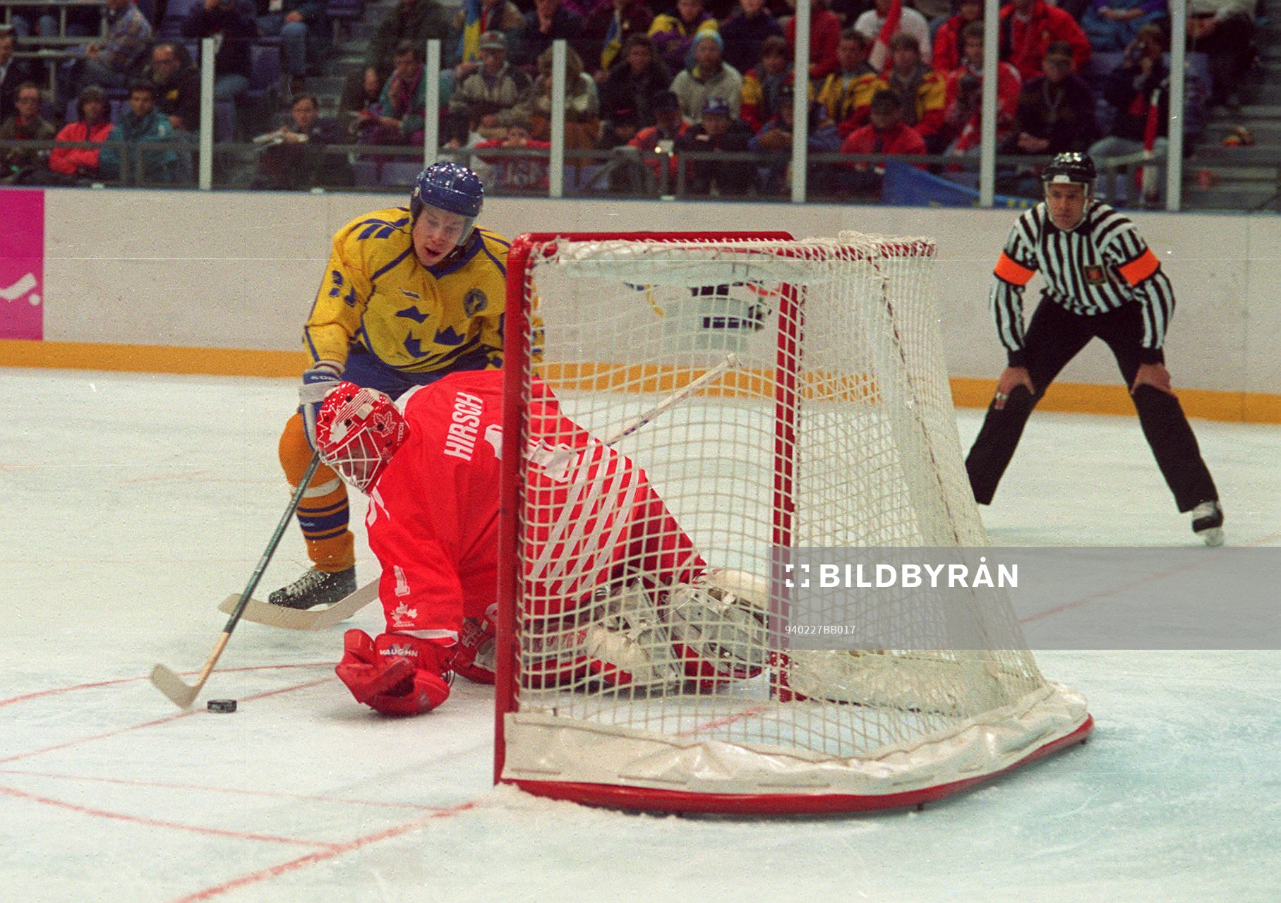 Peter Forsberg och Corey Hirsh, målvakt
