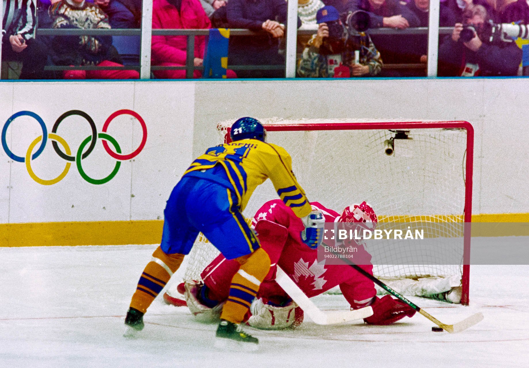 Peter Forsberg grundlurar kanadas målvakt och slår in
