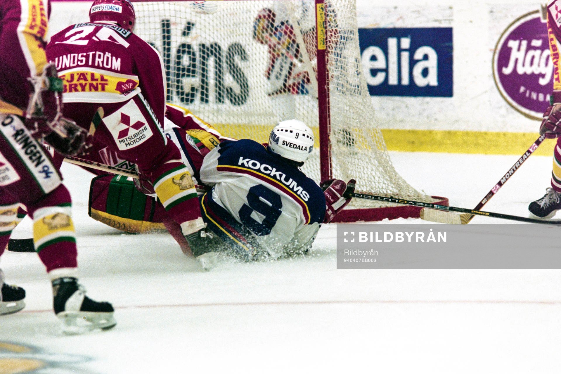 Robert Svehla, Malmö framför Fredrik Andersson, målvakt