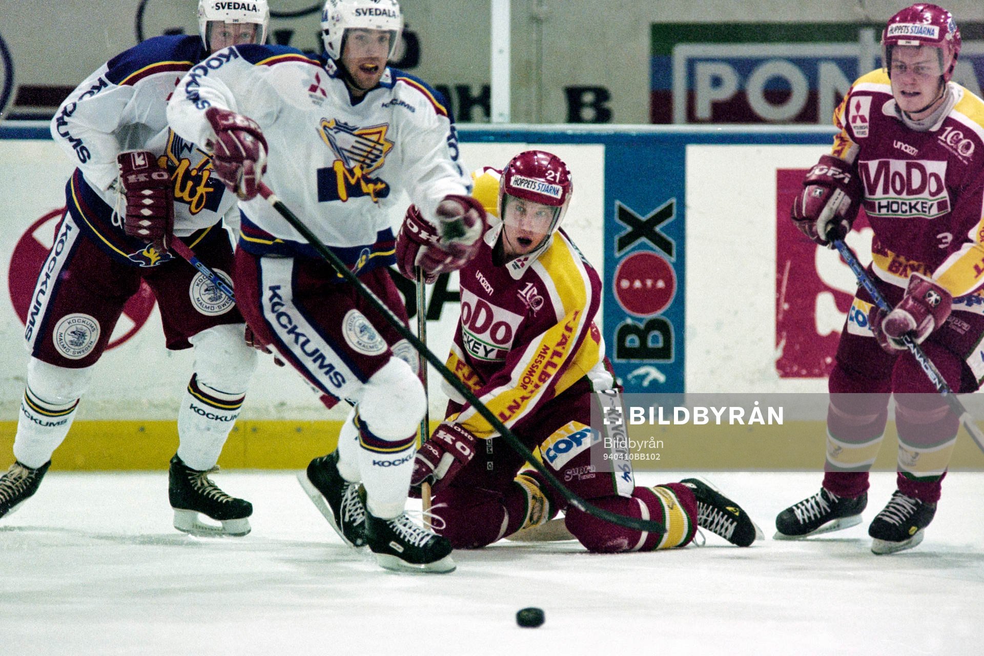 Modos Peter Forsberg på knä