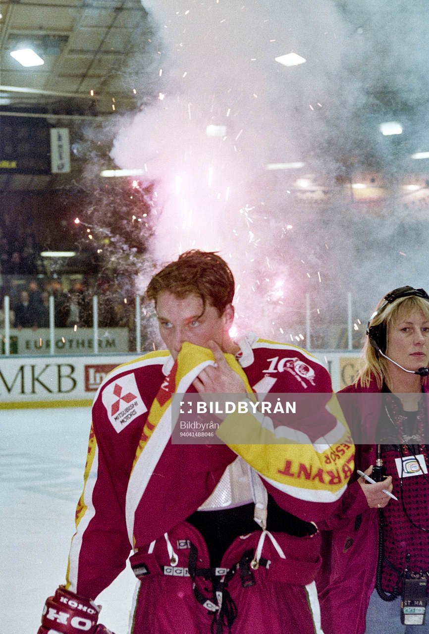 Peter Forsberg, Modo deppar