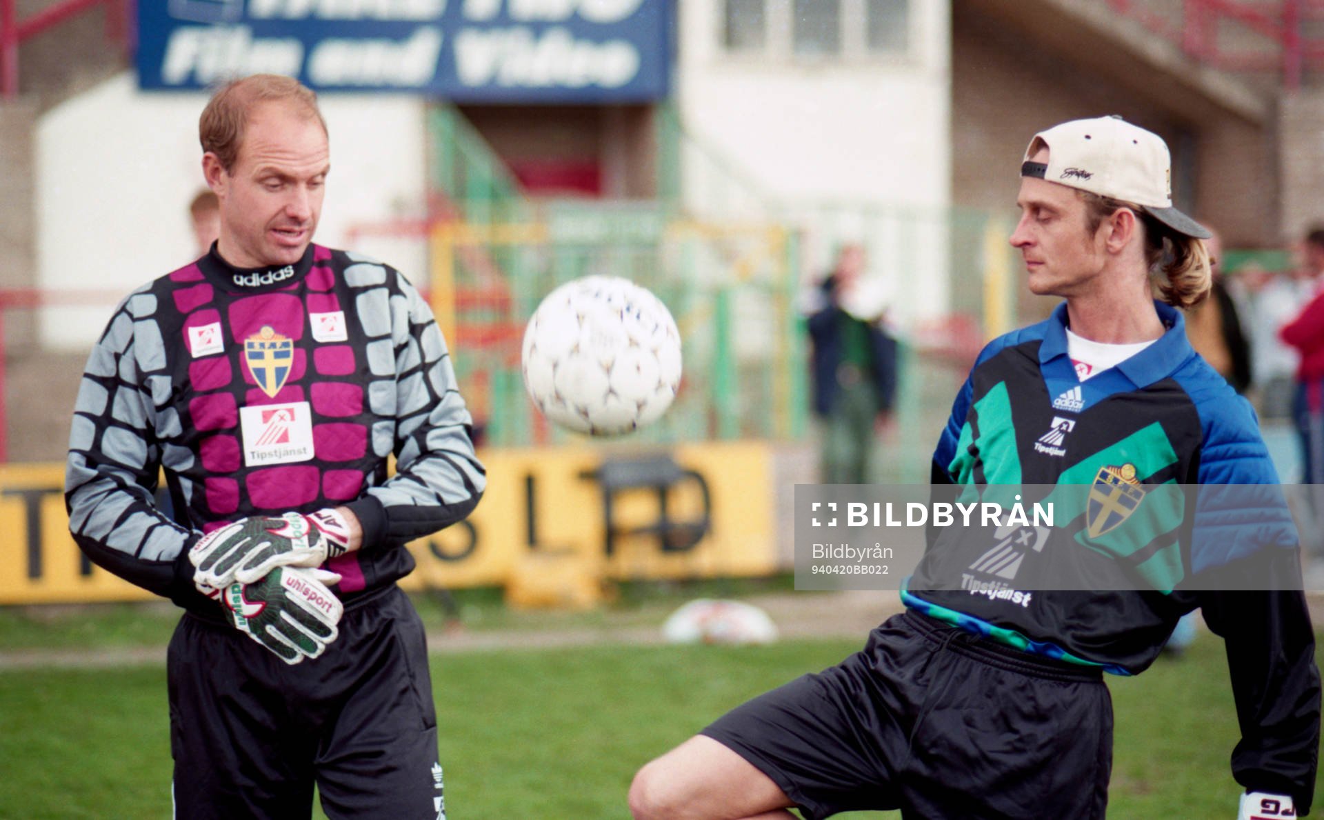 Thomas Ravelli och Thomas Orup Eriksson tränar