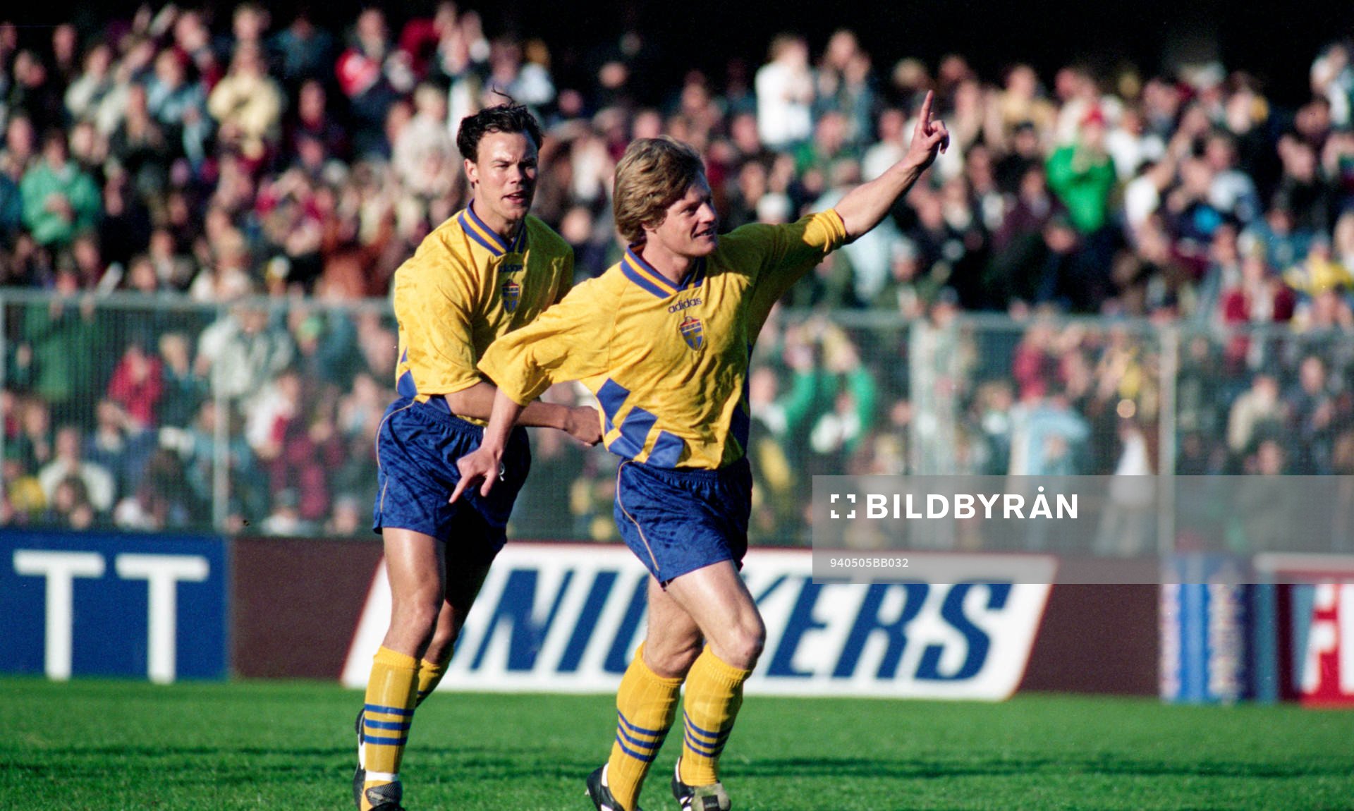  Joachim Björklund och Stefan Schwarz jublar.