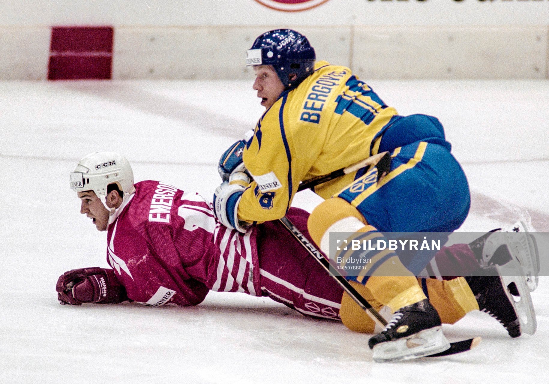 Sveriges Jonas Bergqvist och Nelson Emerson, Kanada