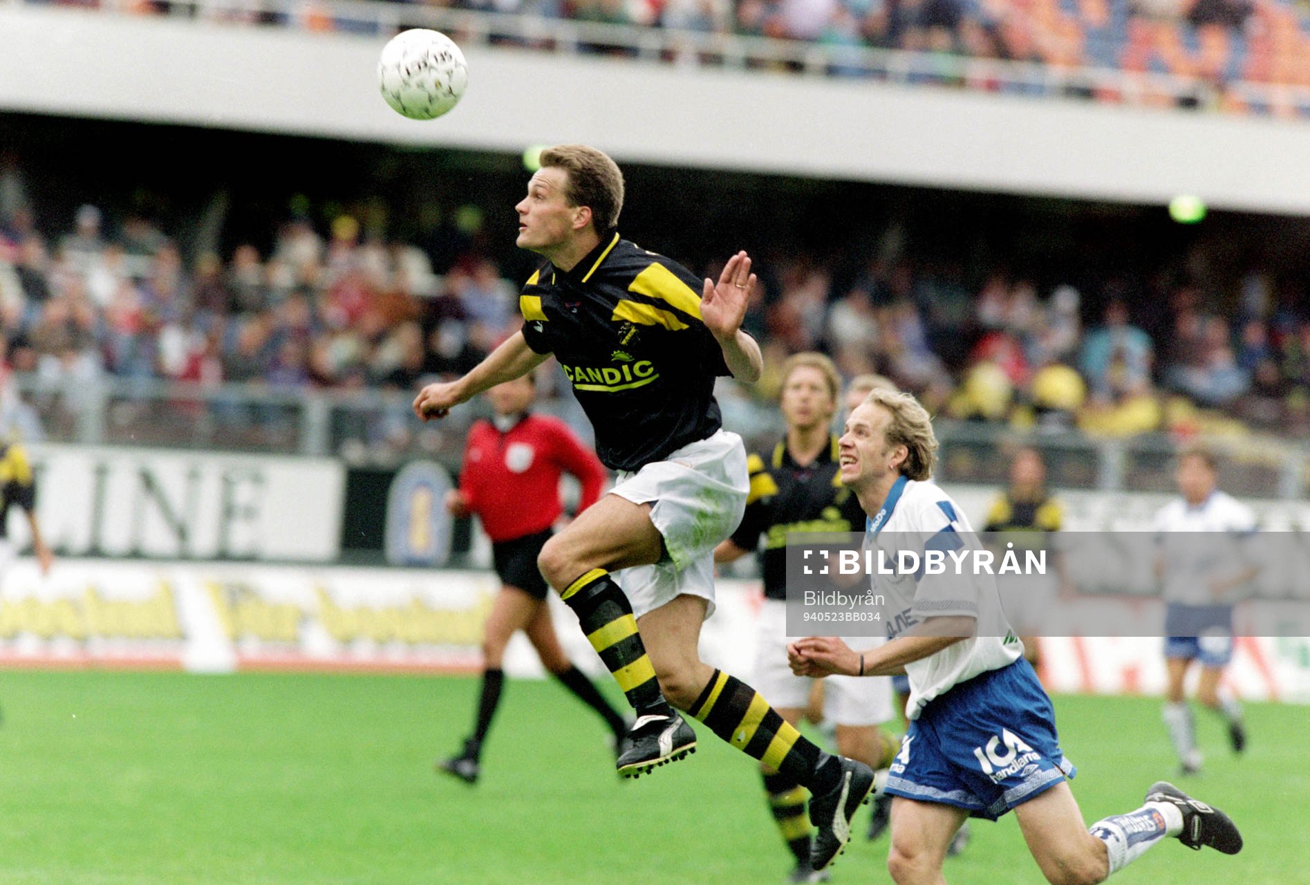 Fotboll, Allsvenskan, AIK - Norrköping, 2-0: Gary Sundgren, AIK. 