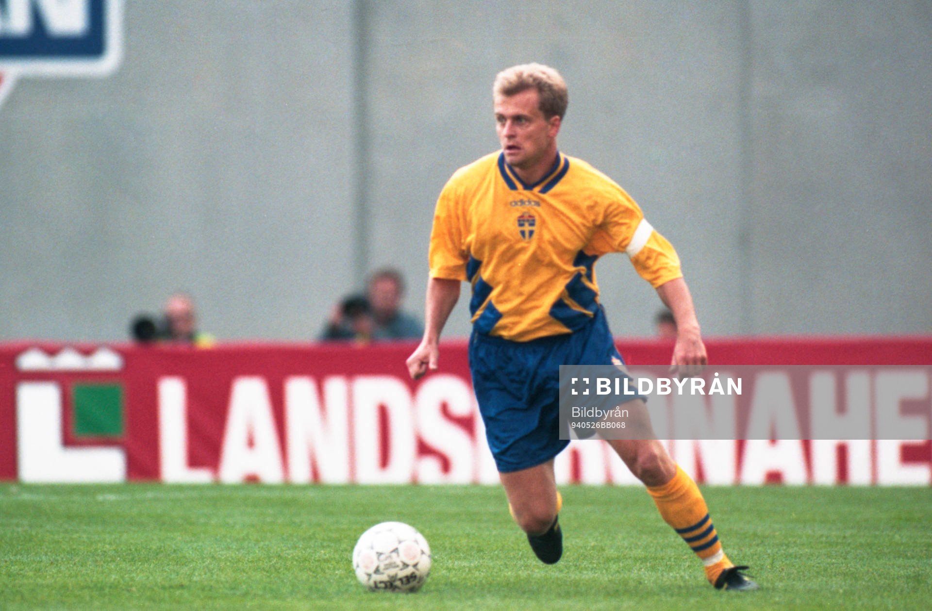 Jonas Thern, Sverige
