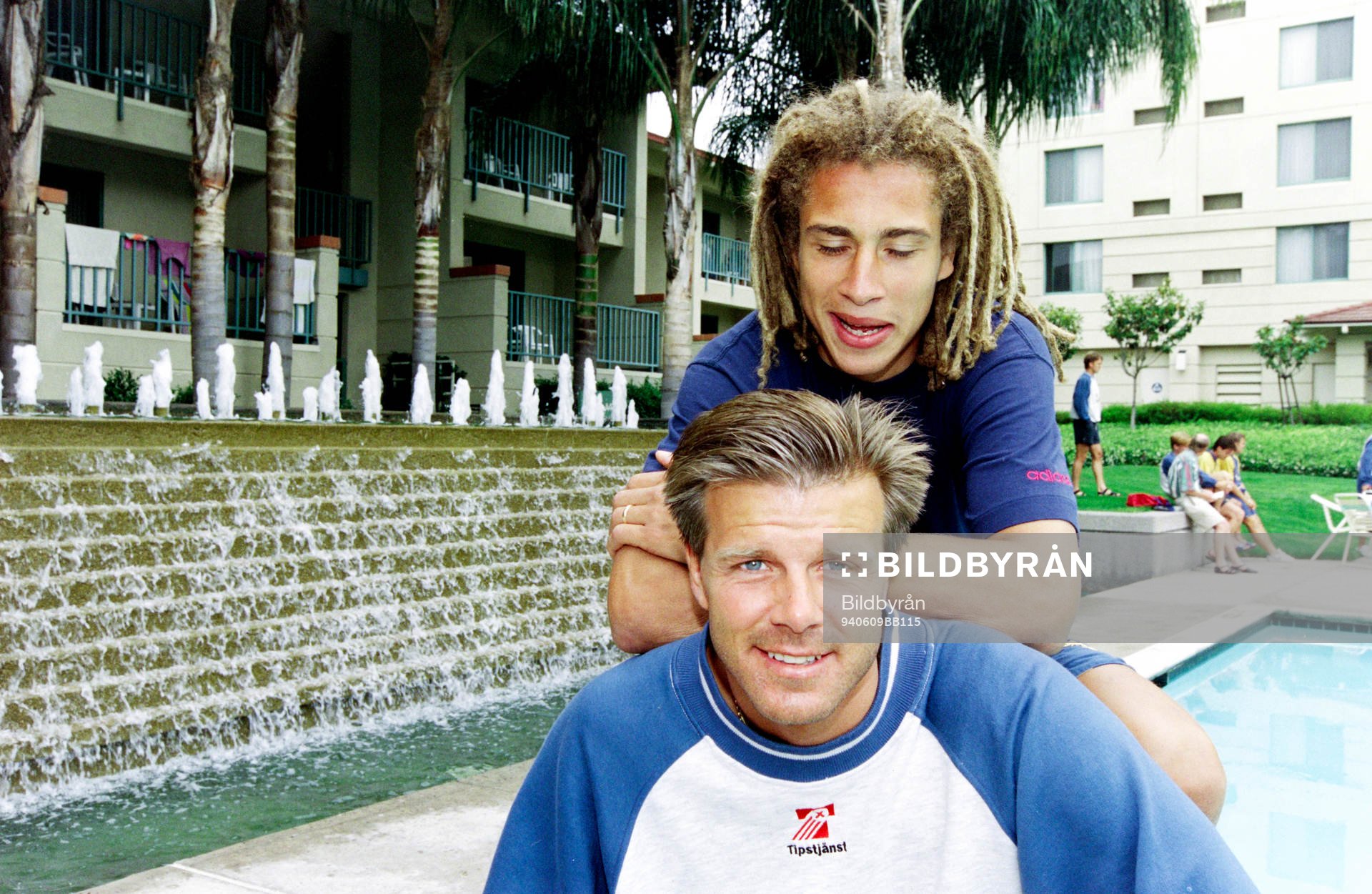 Henrik Larsson och Roland Nilsson, Sverige vid poolen