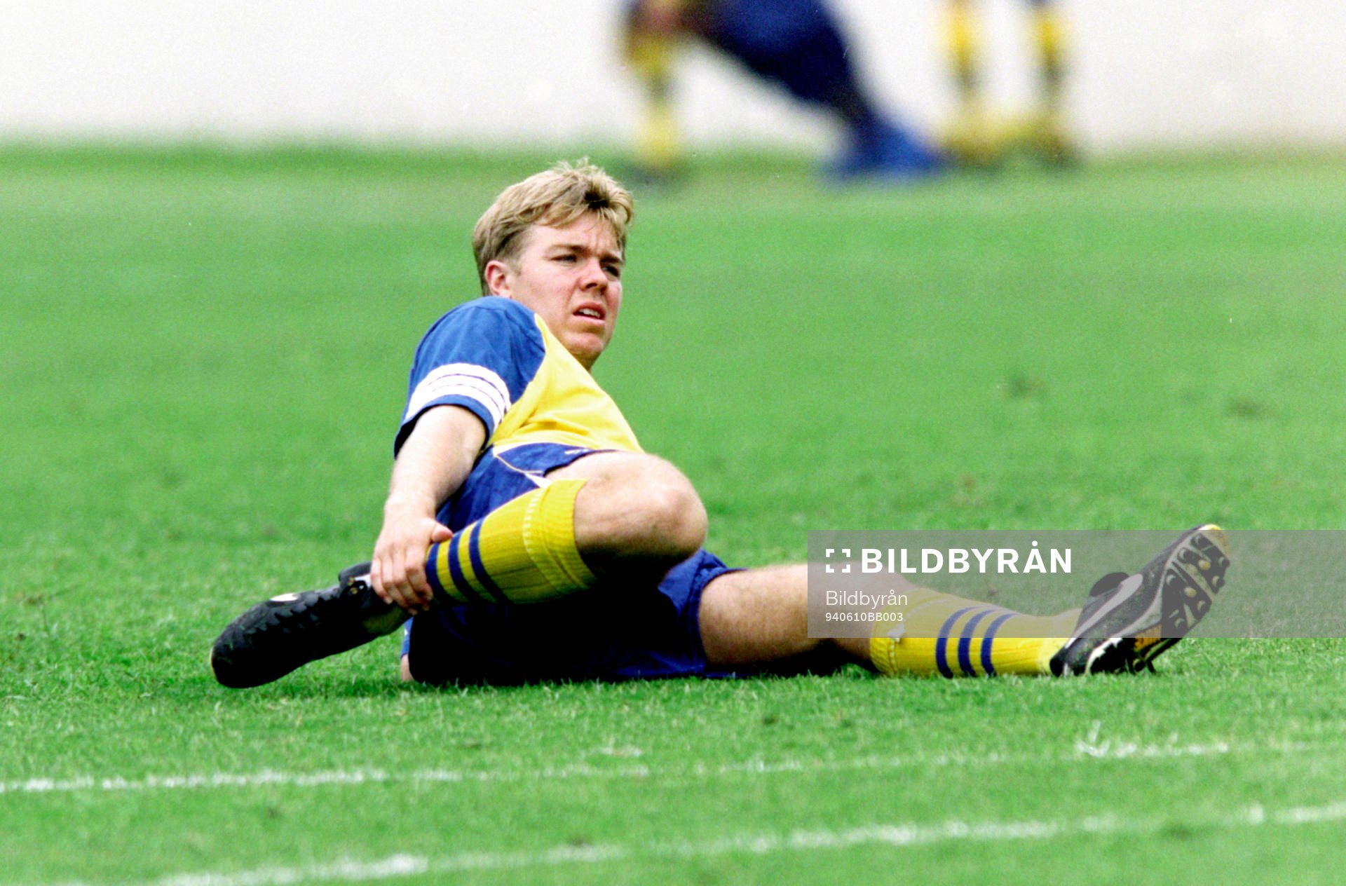 Tomas Brolin stretchar