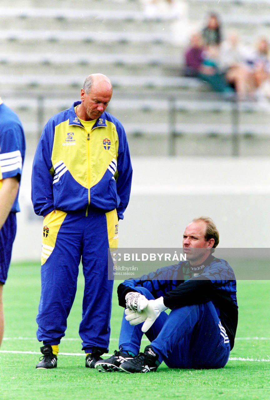 Tommy Svensson, förbundskapten och Thomas Ravelli, målvakt