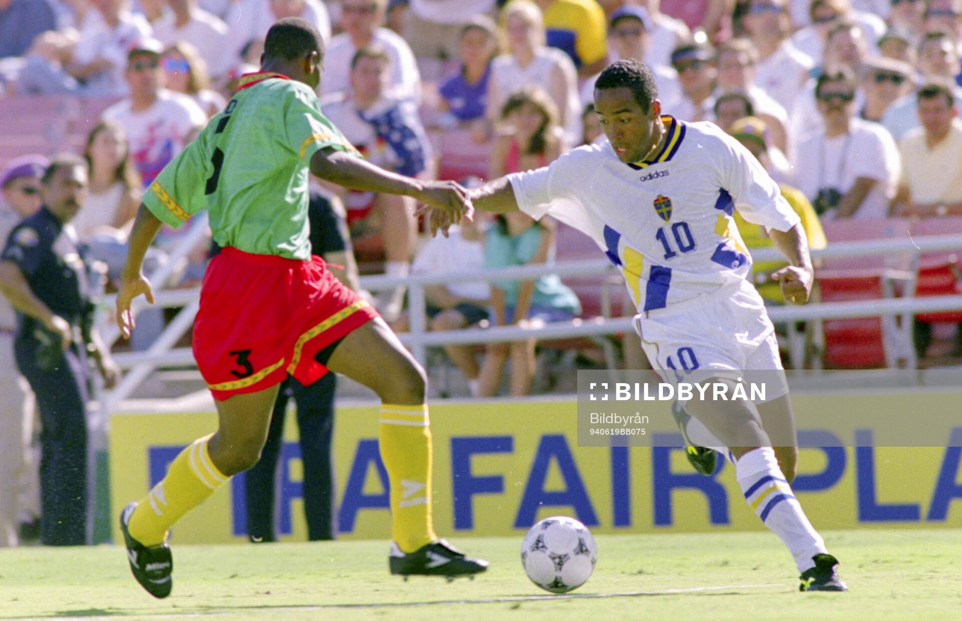Football, FIFA World Cup 1994 (USA), Group B, Cameroon -