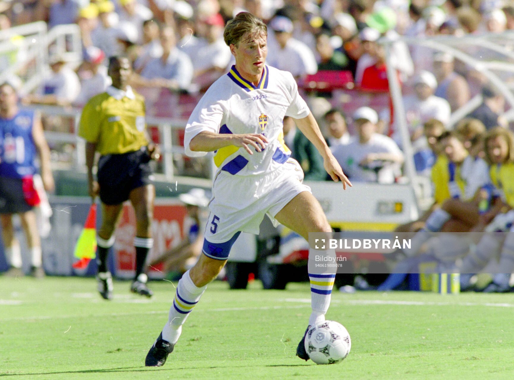 Football, FIFA World Cup 1994 (USA), Group B, Cameroon -