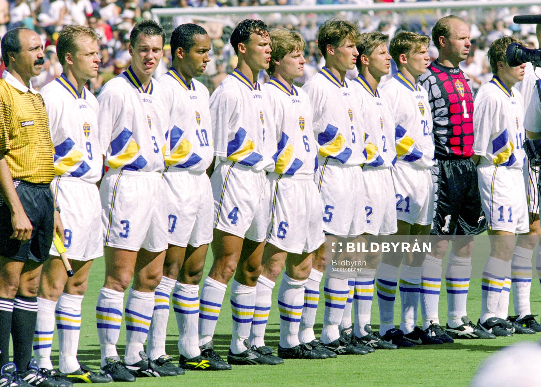 Football, FIFA World Cup 1994 (USA), Group B, Cameroon -