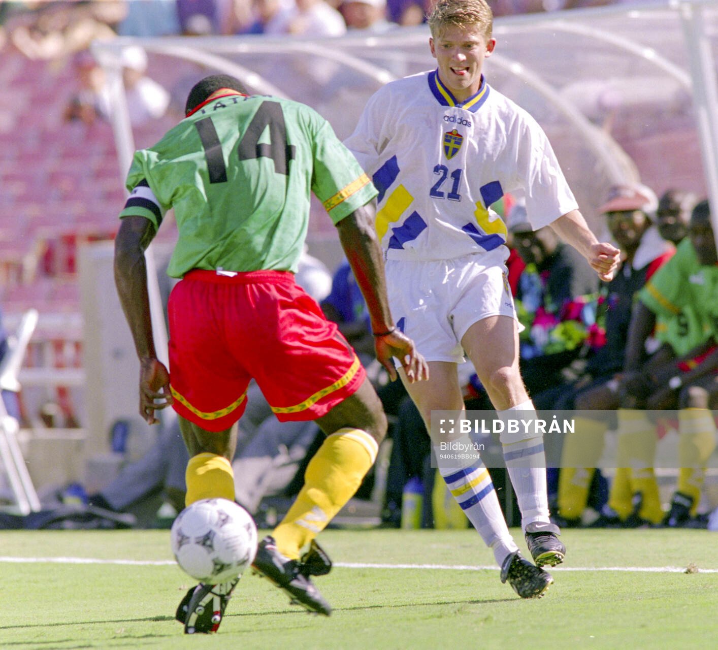 Football, FIFA World Cup 1994 (USA), Group B, Cameroon -