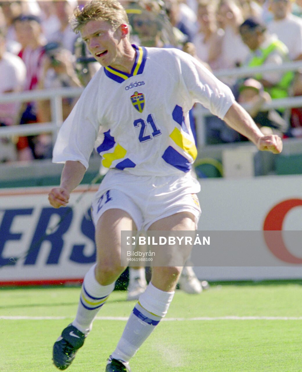 Football, FIFA World Cup 1994 (USA), Group B, Cameroon -