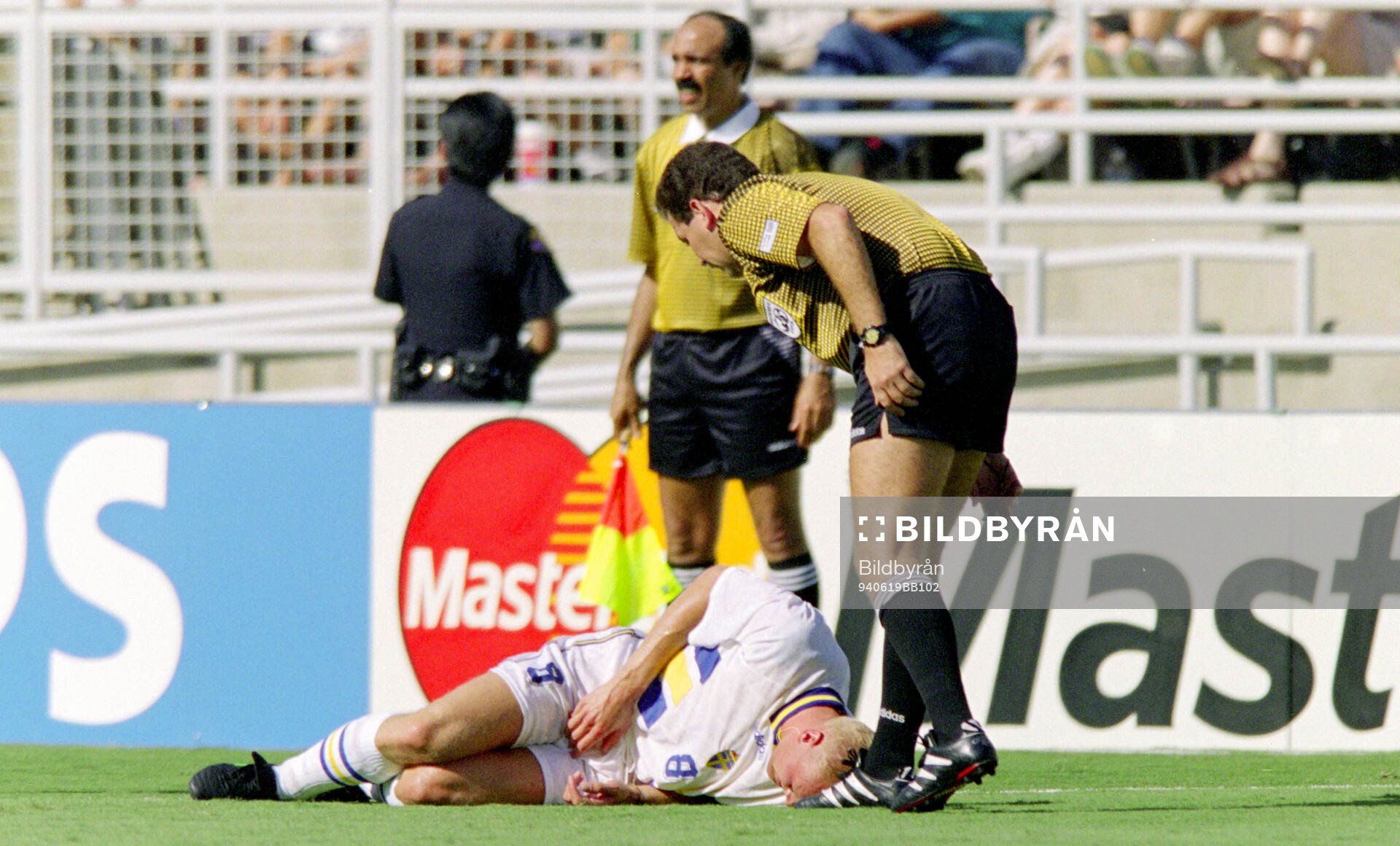 Football, FIFA World Cup 1994 (USA), Group B, Cameroon -