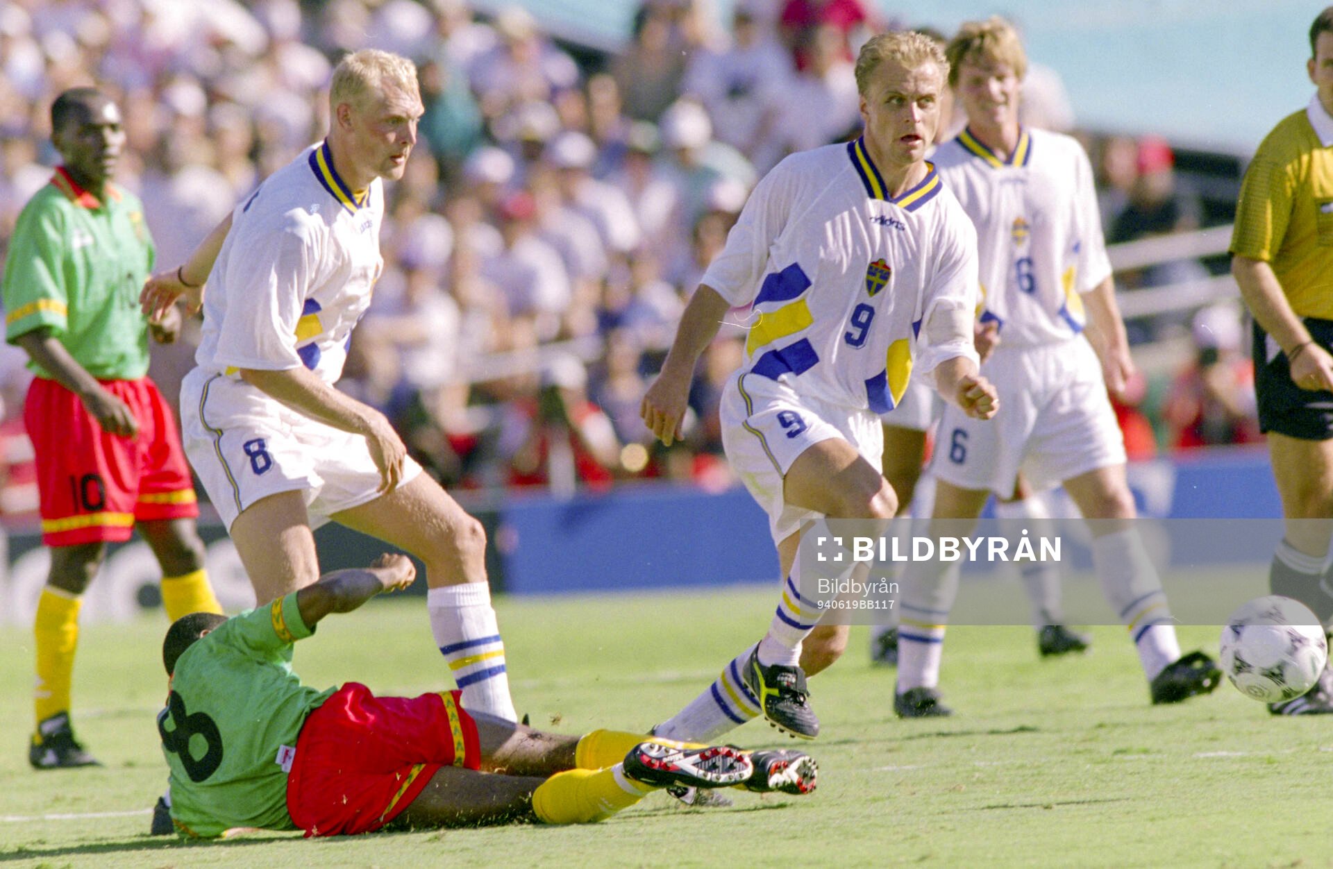 Football, FIFA World Cup 1994 (USA), Group B, Cameroon -