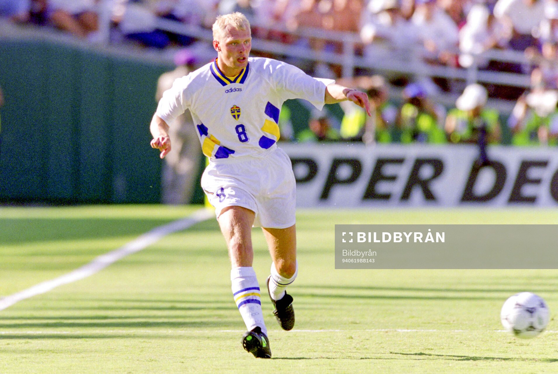 Football, FIFA World Cup 1994 (USA), Group B, Cameroon -