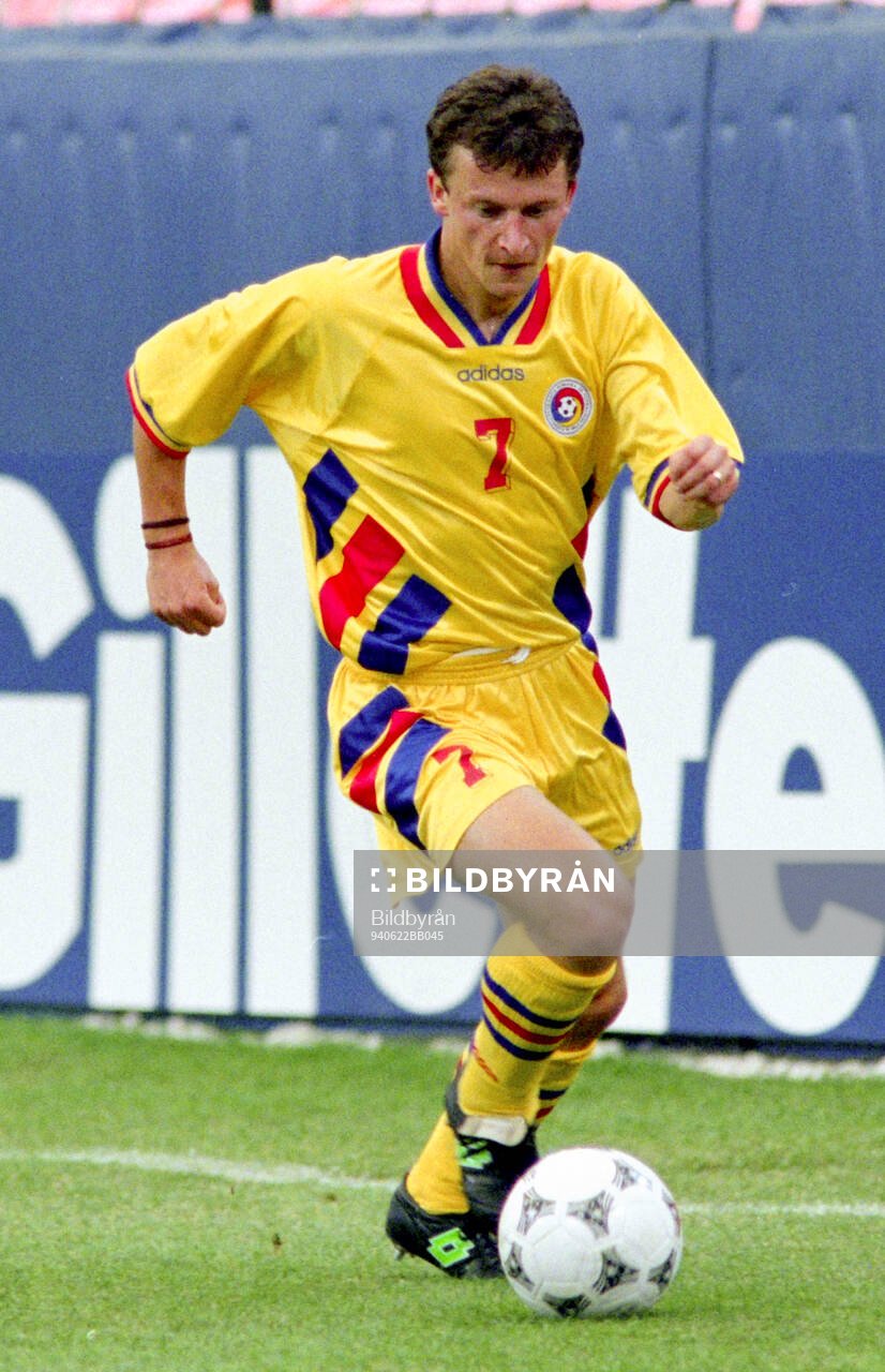 Football, FIFA World Cup 1994 (USA), Group A, Romania -