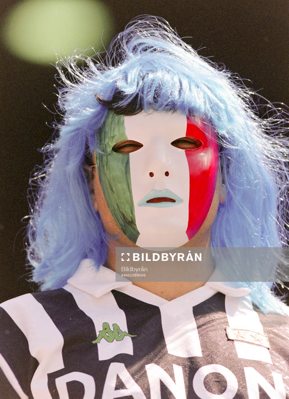 Football, FIFA World Cup 1994 (USA), Group E, Italy -