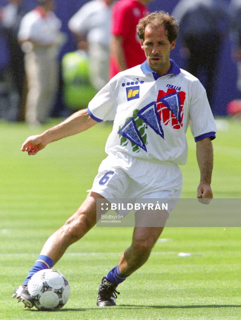 Football, FIFA World Cup 1994 (USA), Group E, Italy -