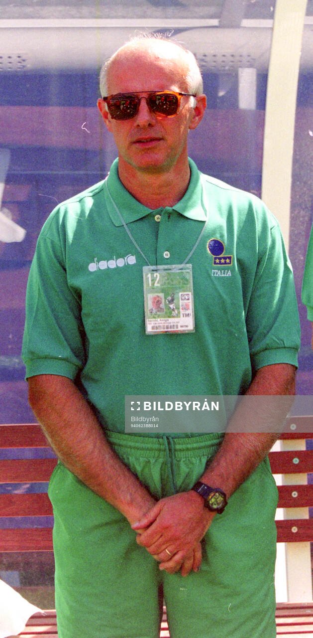 Football, FIFA World Cup 1994 (USA), Group E, Italy -
