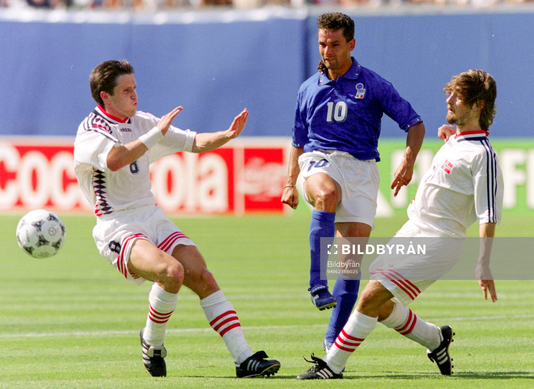 Football, FIFA World Cup 1994 (USA), Group E, Italy -